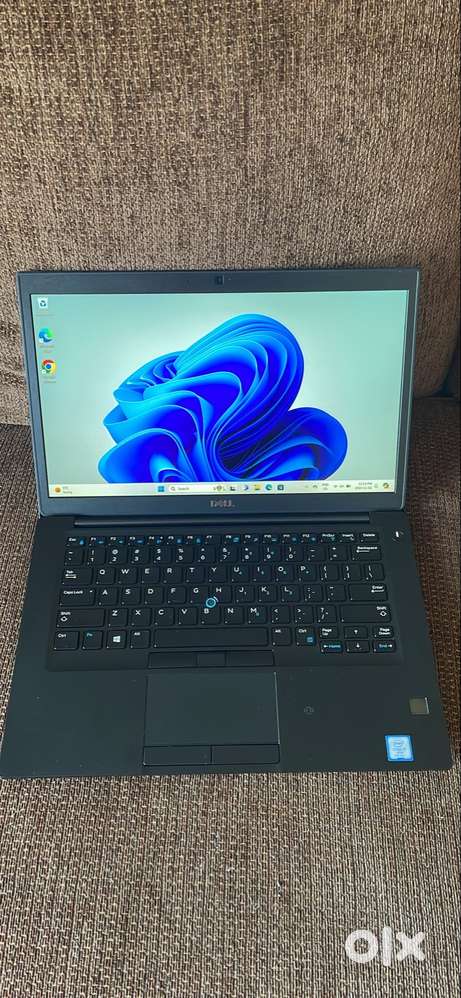 Dell 7490, touch screen,SIM capable
