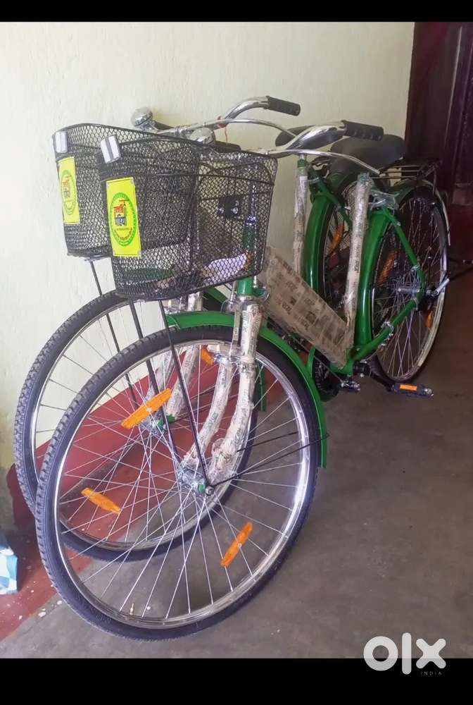 Brand new Avon green girl cycle unused condition