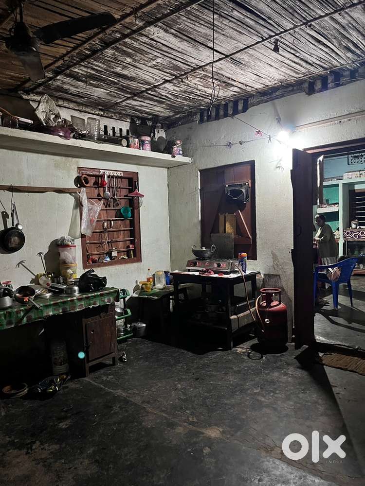 Individual house semi furniture 2bed room 1 hall 1belcony kitchen