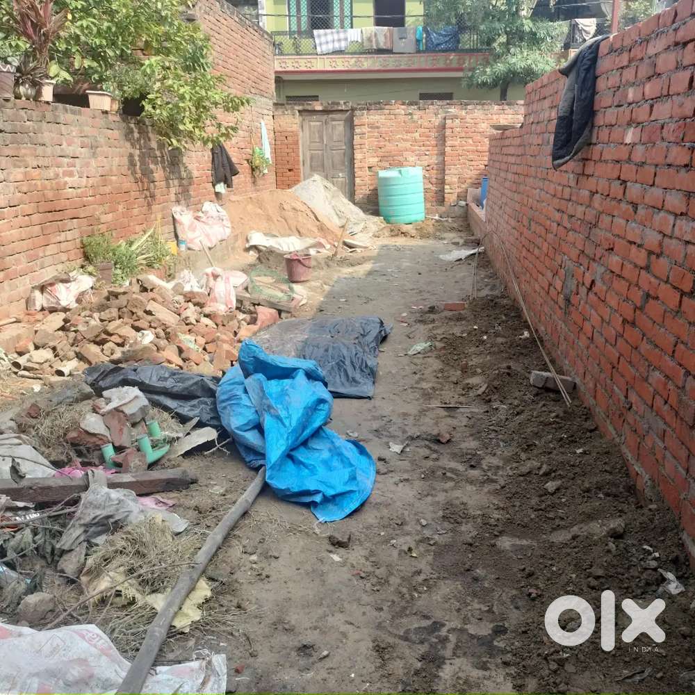 Ye plot muslim abadi me hai or paper complete