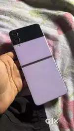 SUMSUNG Z FLIP 4 8/256 EXCELLEND CONDITON LIKE A NEW PHONE