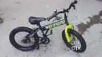Bicycle for 3-7 year kids with training wheels