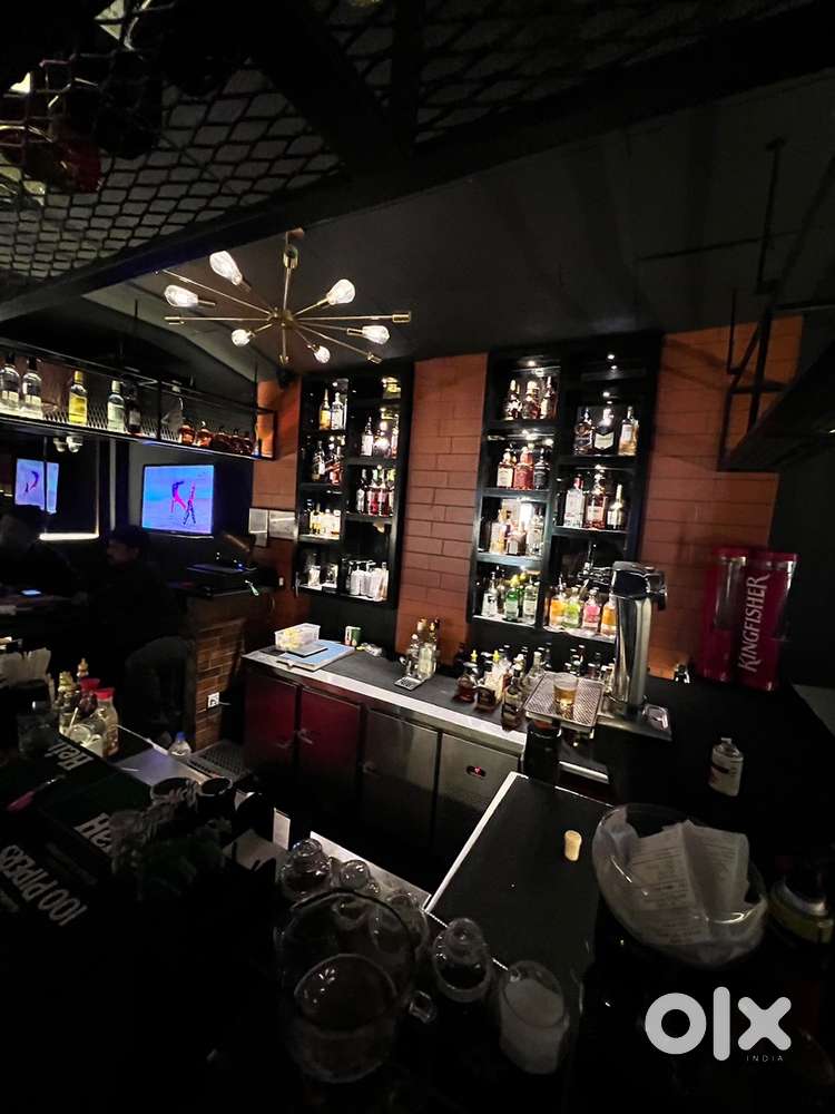 Vacancy for female beauty parlour receptionist