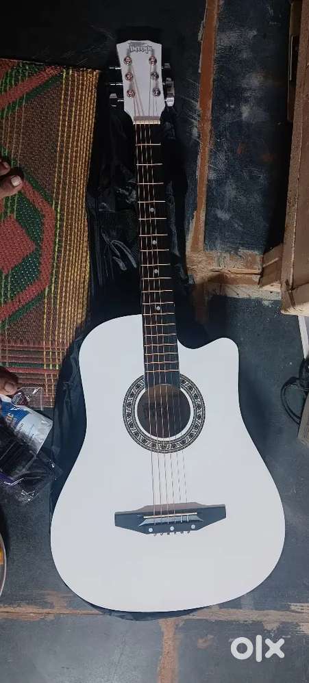 Guitar un used
