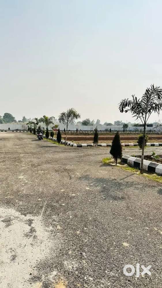 अंशल के पीछे प्लाट ले लखनऊ मे