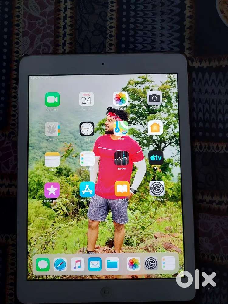 IPad 128gb  sim+wifi 1st Gen for sale