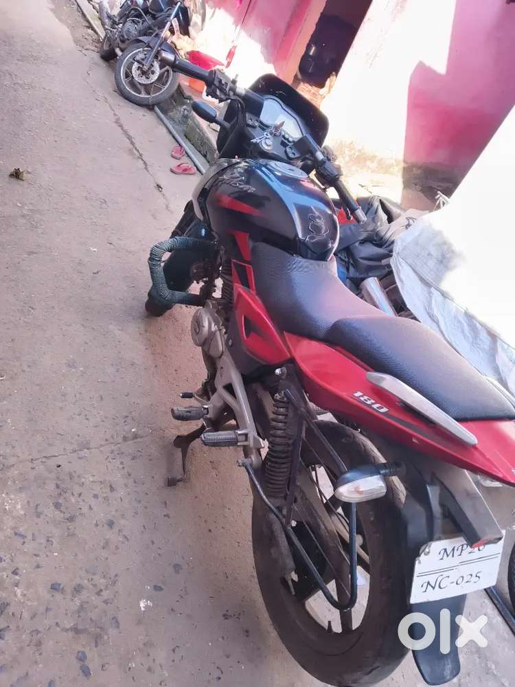 Pulsar 180 fresh condition
