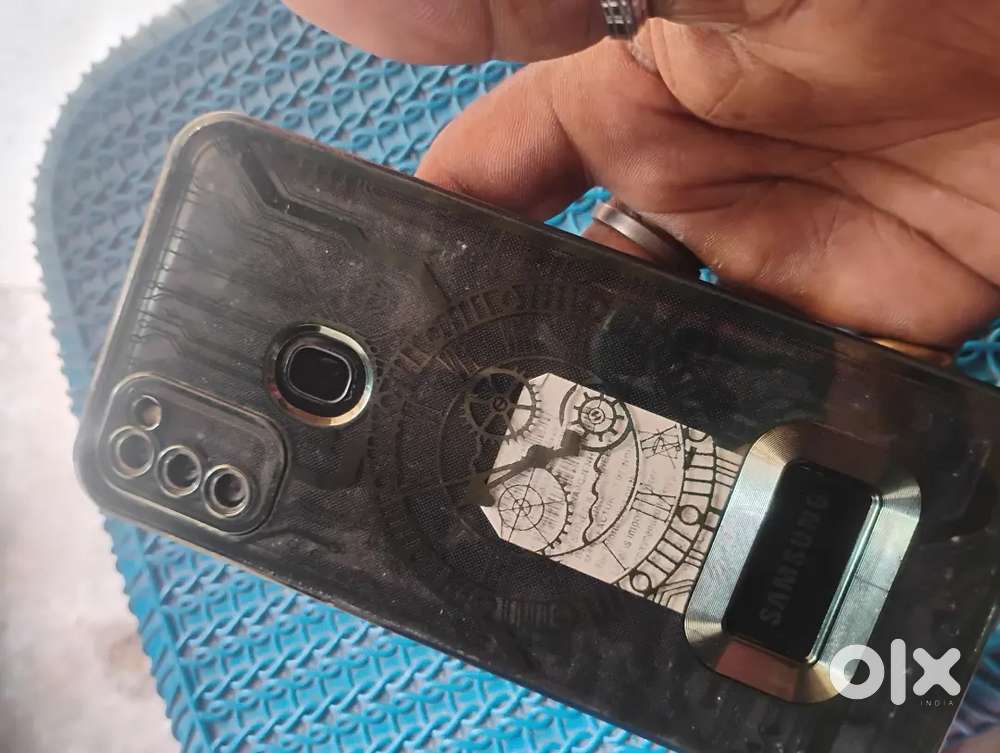 display change hai Baki sab good condition mai hai Bil box bhi hai