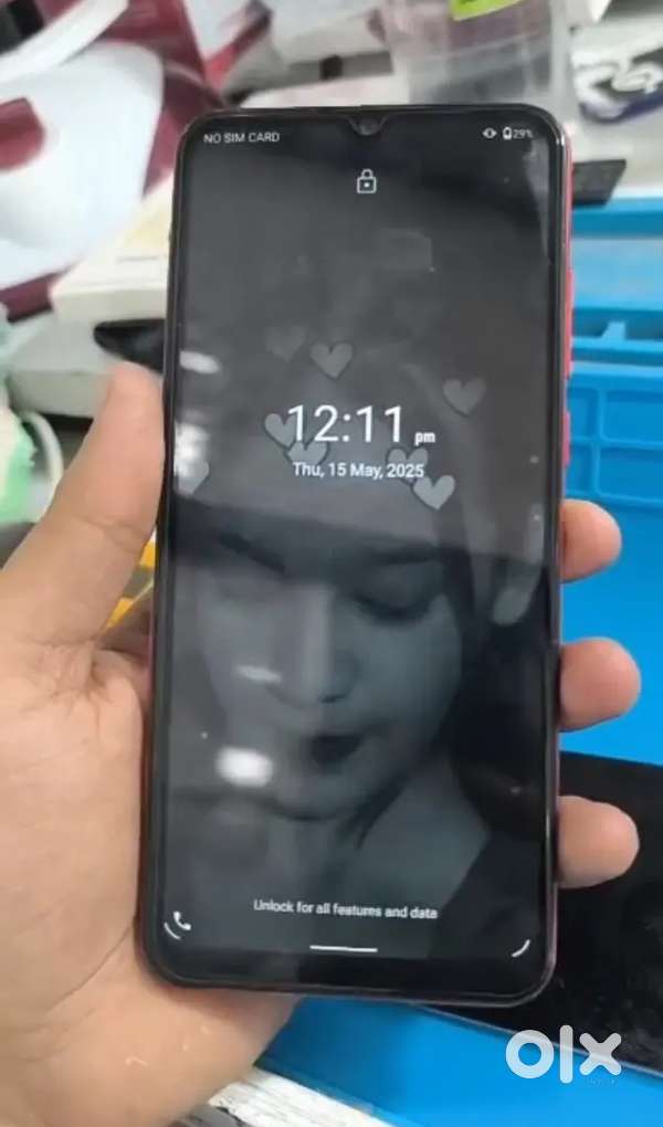 I am selling my lava z2 phone 2gb ram 32gb storage android 10