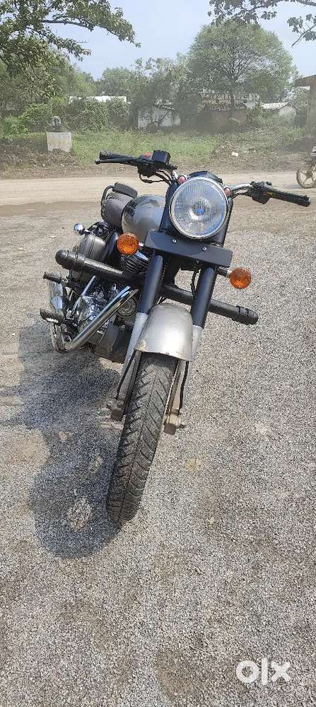 Royal Enfield Clasic 350 BS4 model 2018 owner 2 good condition my bike