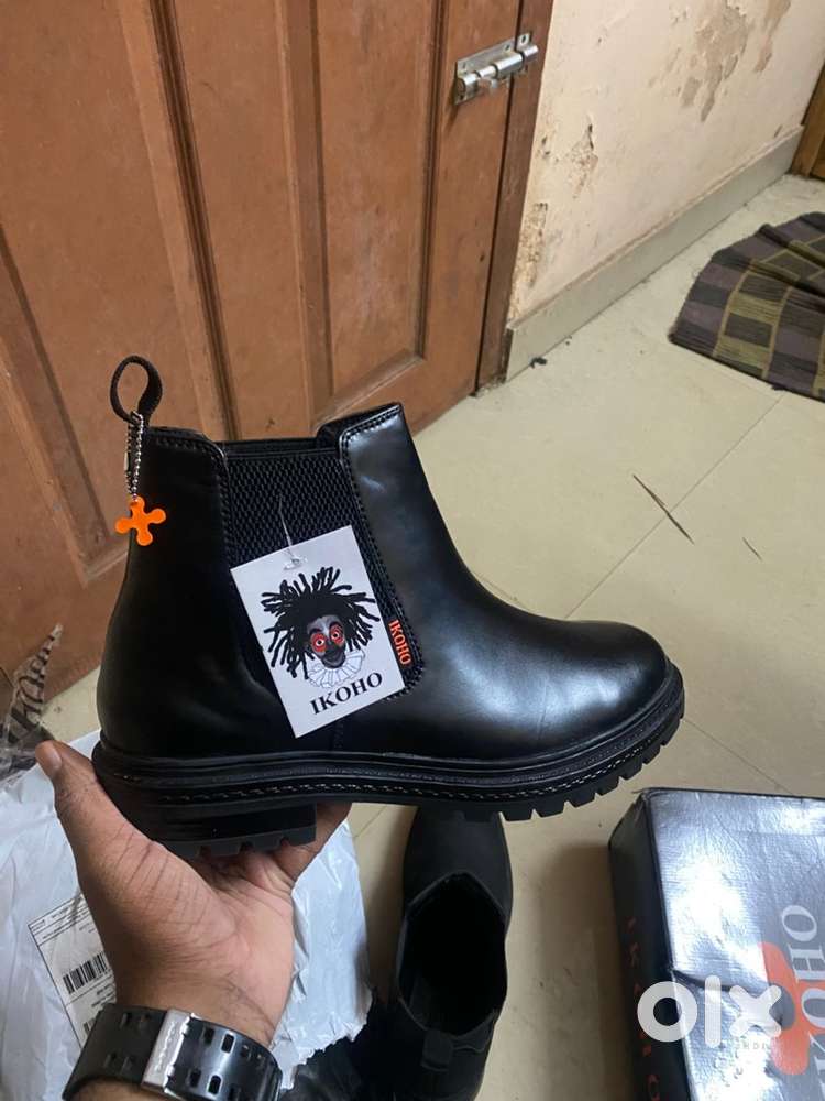 Ikoho boots shoe
