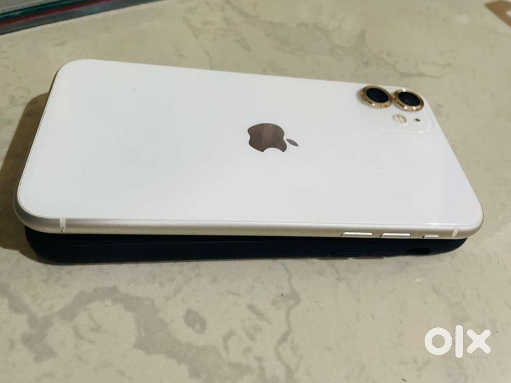iPhone 11 64gb white colour