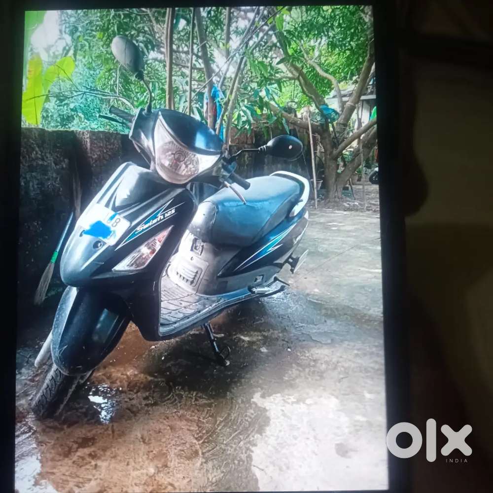 Scooter swish.125.cc 2012 model