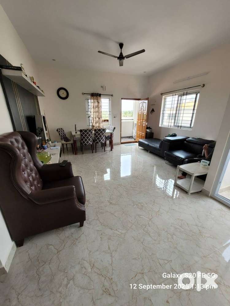 2bhk for lease Building Near SLV pinnacle apartment
