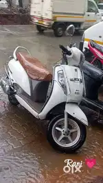 SUZUKI ACCESS 125 [ALLOY DISC] IN WHITE COLOUR