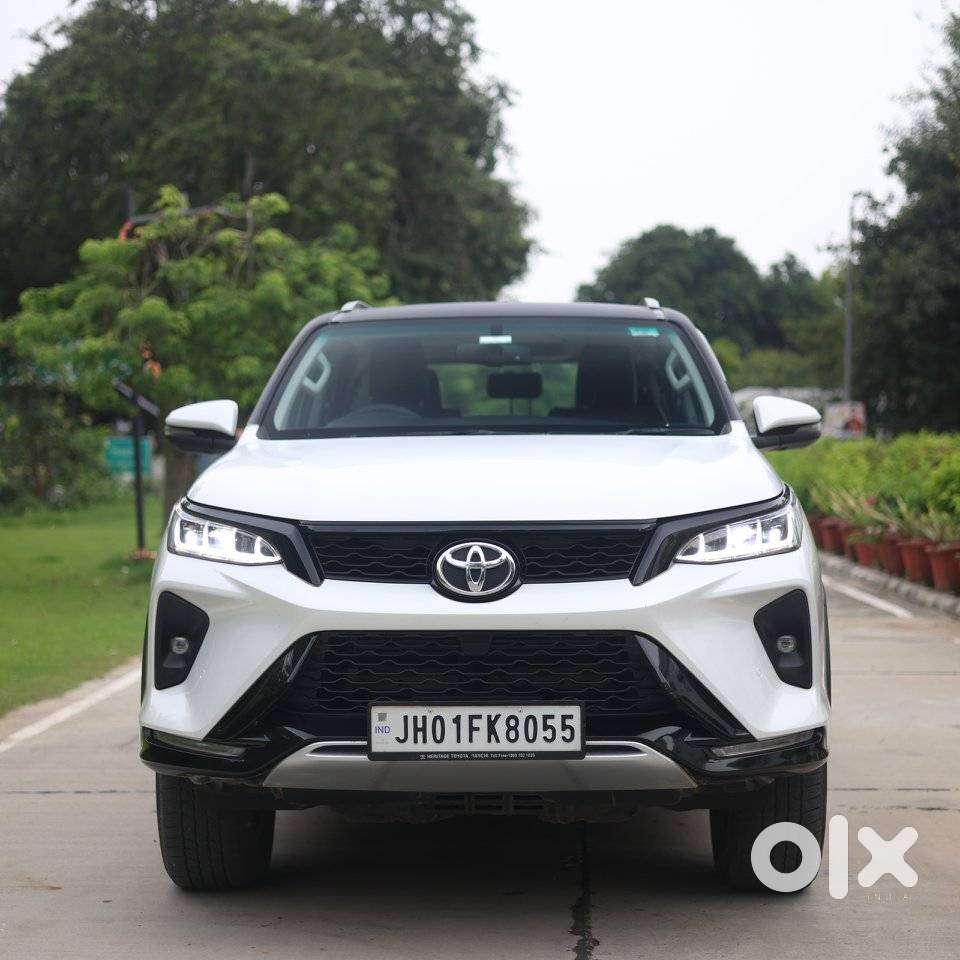Toyota Fortuner Legender 4X4 AT 2.8, 2023, Diesel