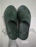 Under armour slides (UK9)