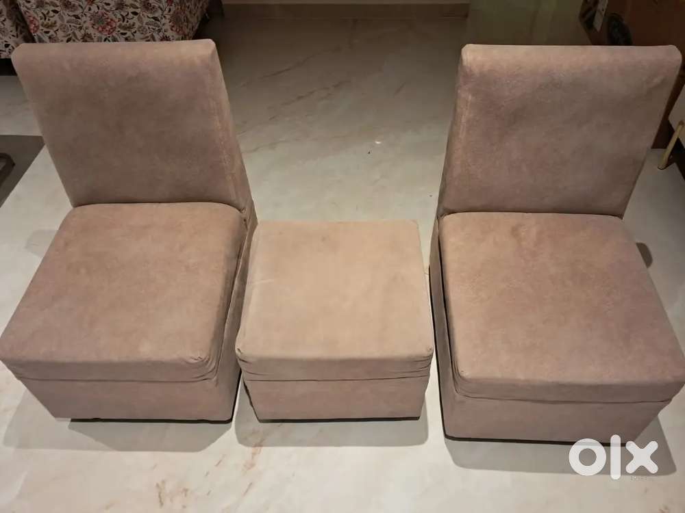 3 single seat Puffies