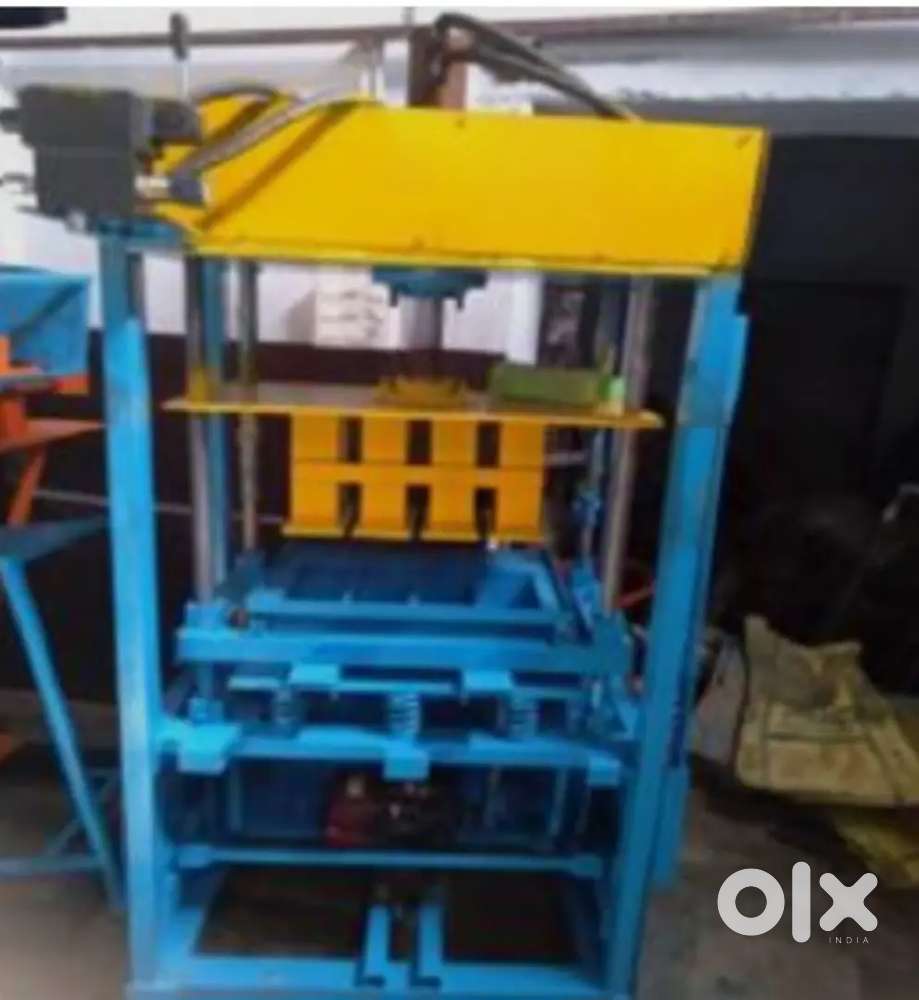 Semi automatic Hydrolic Brick machine