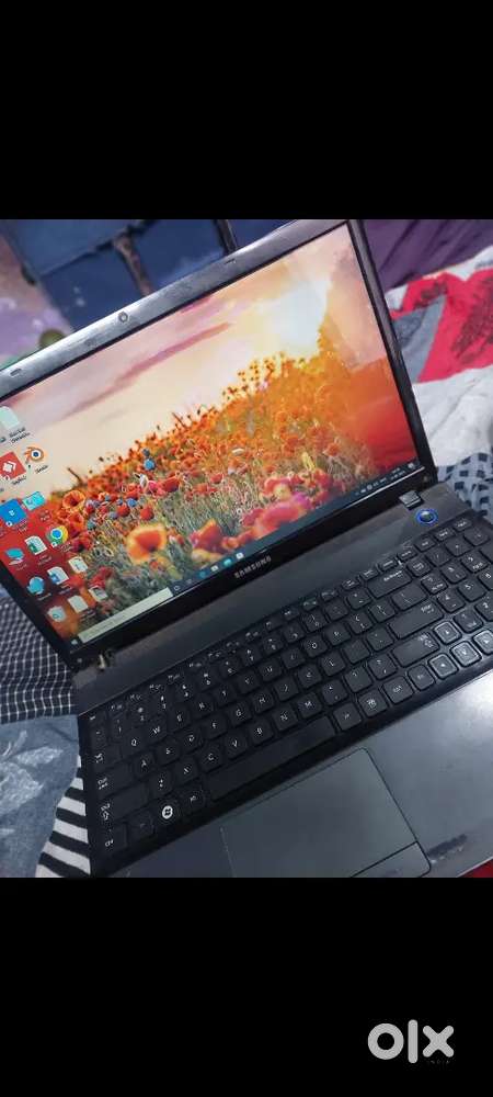 i3 6 generation Samsung laptop for sell