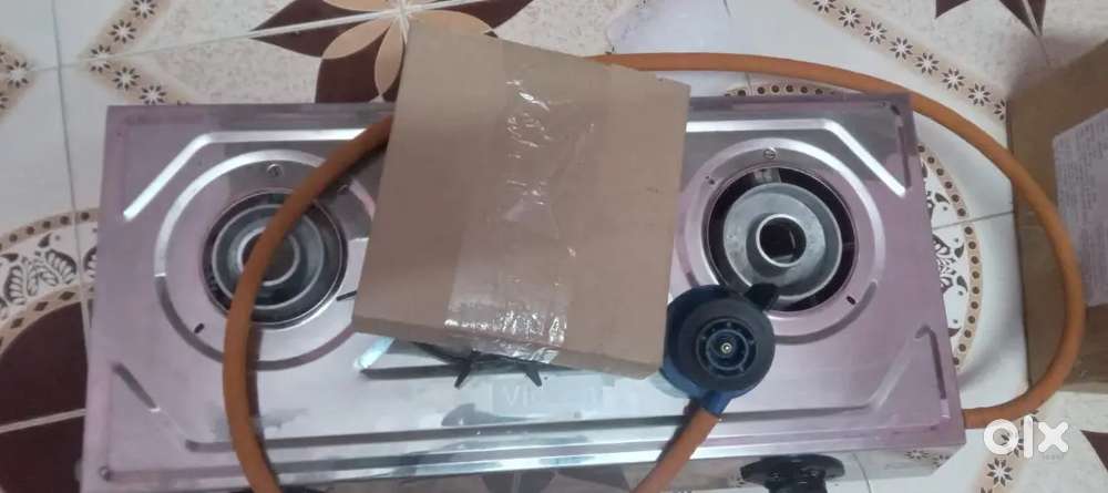 2 Burner Gas Stove and Ceiling fan