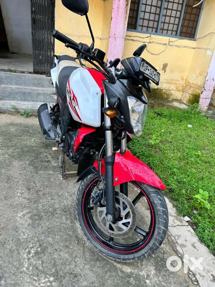 Yamaha fzs in mint condition
