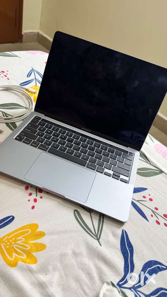 APPLE MacBook Pro M1 - (8 GB/256 GB) brand new condition