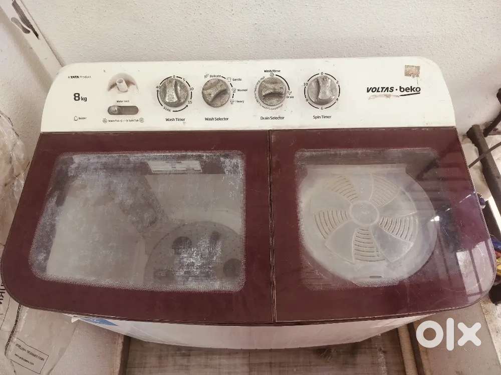 Voltas 8kg Semi Automatic Washing Machine 2021, Great Condition