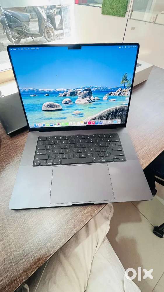 MacBook Pro M4 Pro (24/512gb) 16 inches Under Warranty