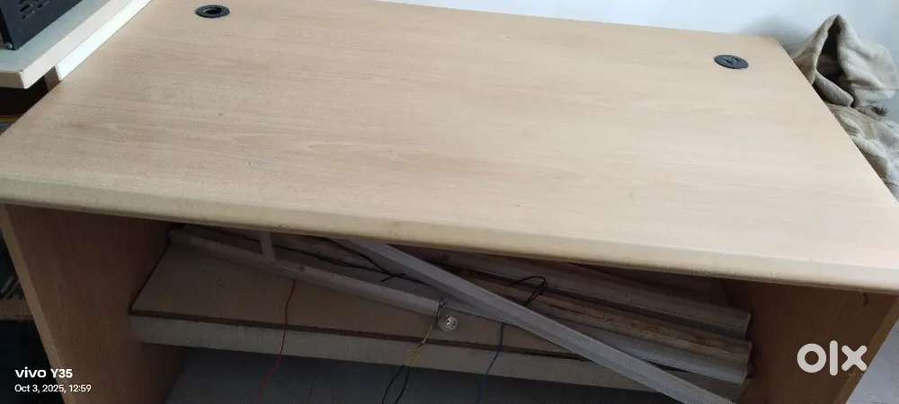 Front office table