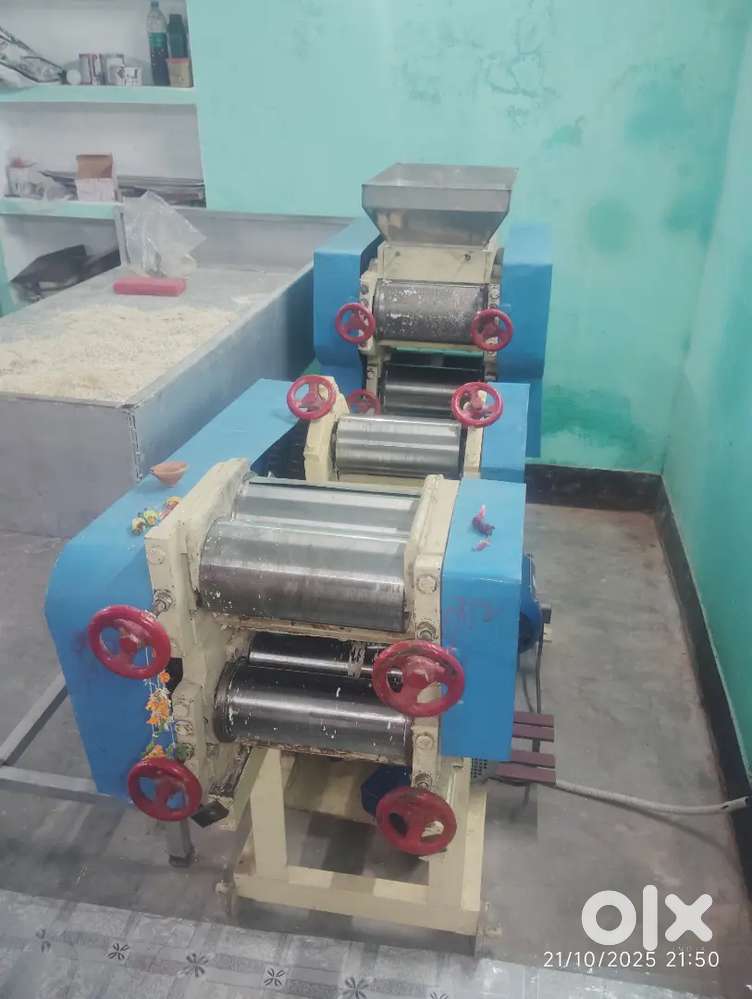 Automatic noodles machine