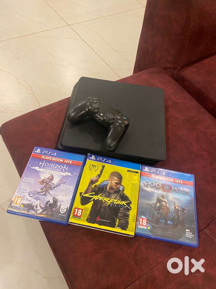Well maintained PS4 Slim 1 TB with one controller and 3 game CDs