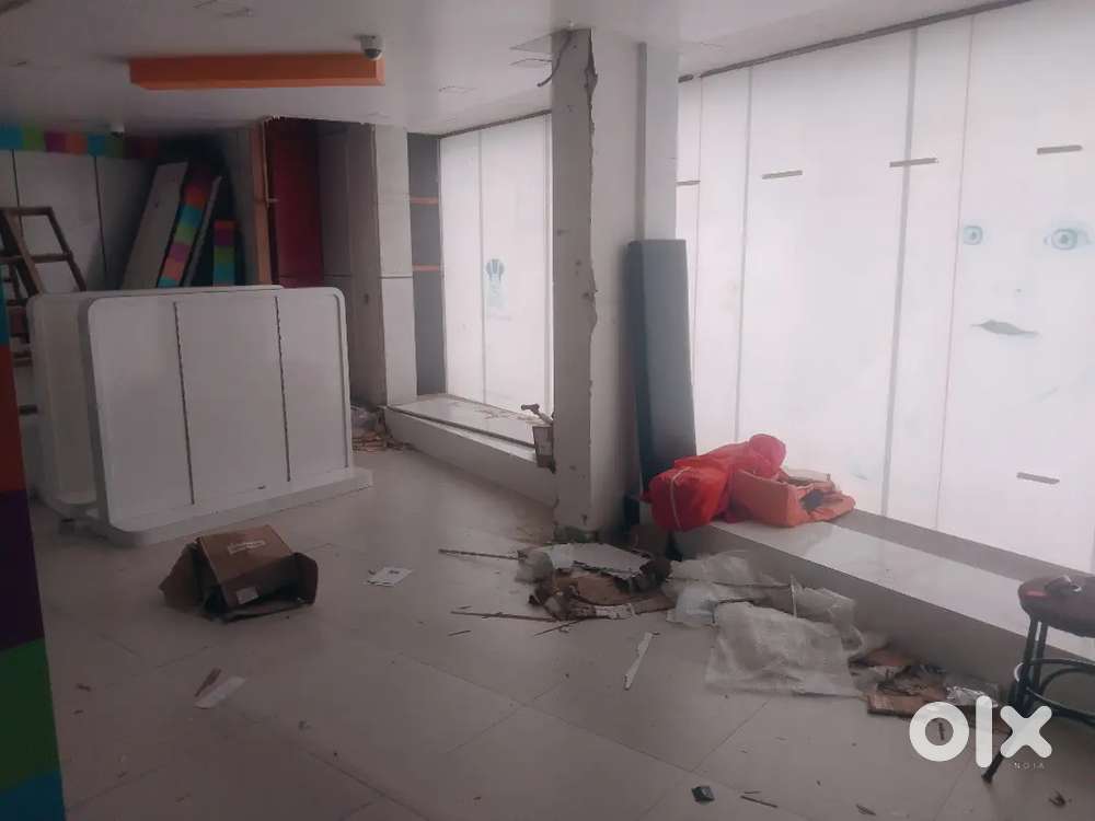 1ST FLOOR  OFFICE SPACE FOR RENT 1700 SQFT KAKKANAD SEAPORT ROAD FRONT