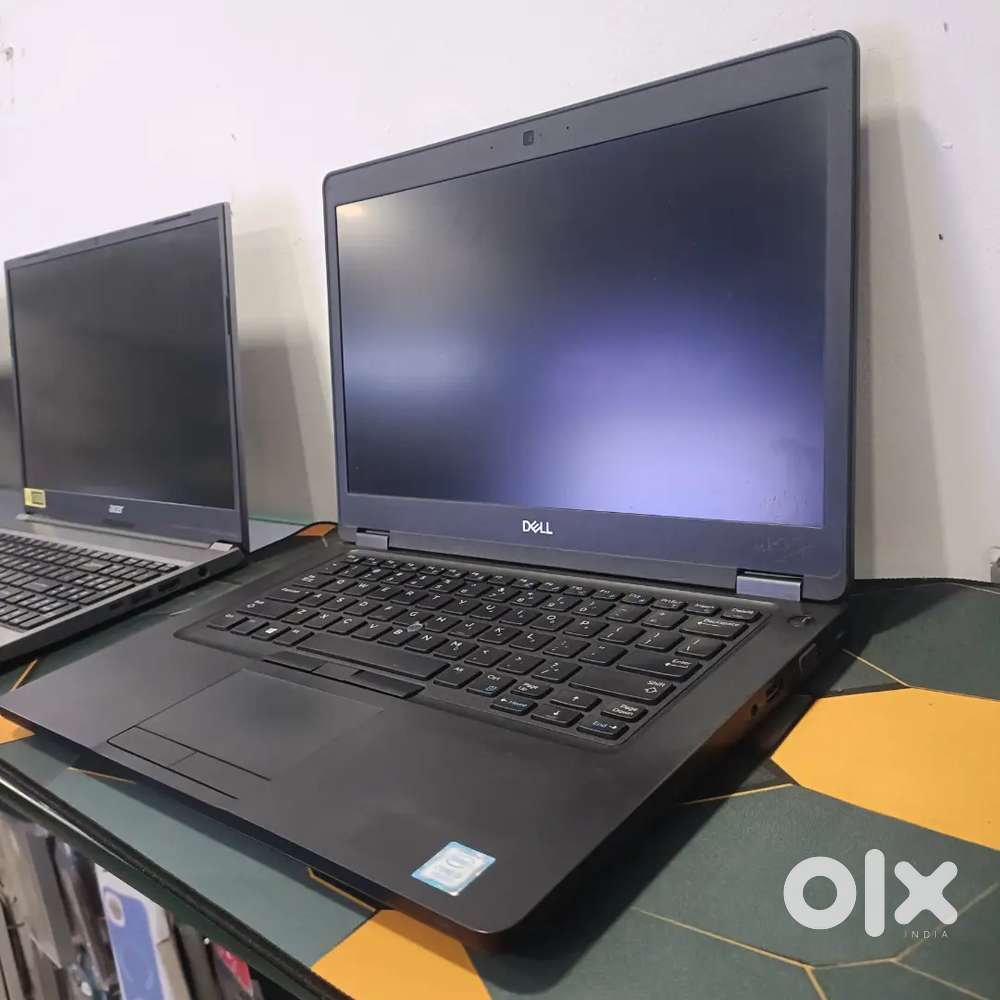 DELL 
Intel Core i5 8 th Gen 
8 GB Ram 
256GB Nvme Storage 
14 Screen