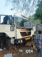 ASHOK LEYLAND U 2518 ROCK BODY 10 WHEEL