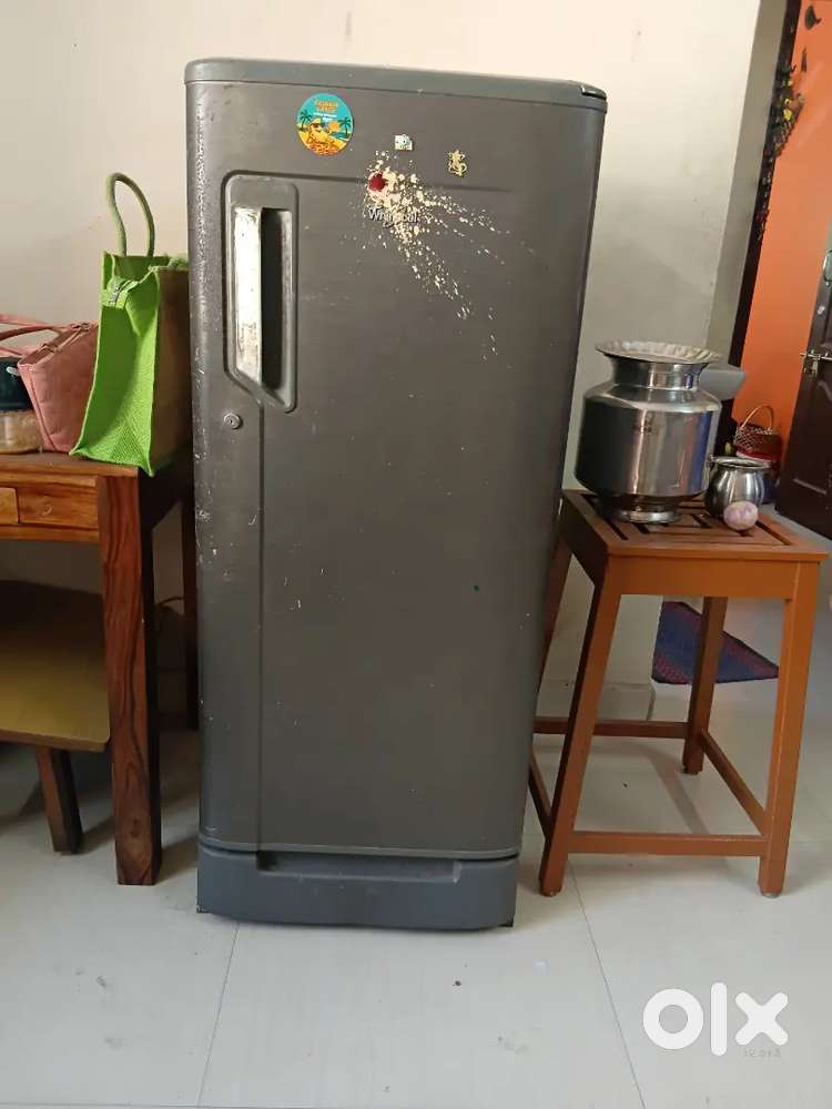 Whirlpool 100-200 Litres Capacity
