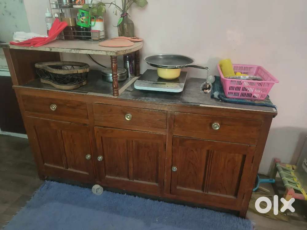 Sagwaan wooden table for sale