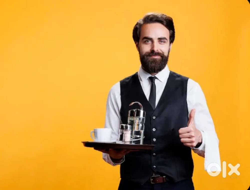 Waiter required for 5 Star hotels