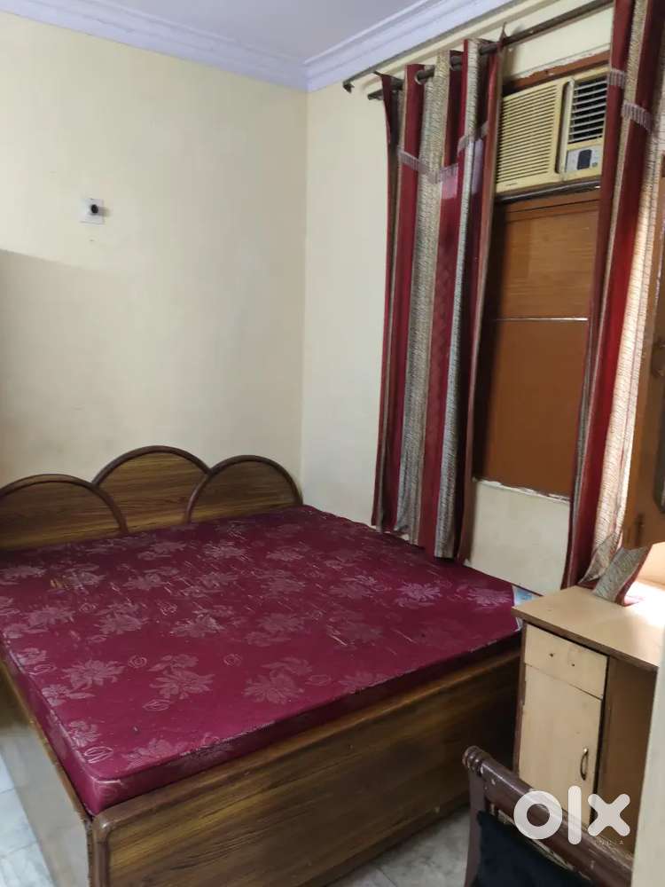 II GOHRI PROPERTIES II 1 BHK FIRST FLOOR FURNISHED READY TO MOVE