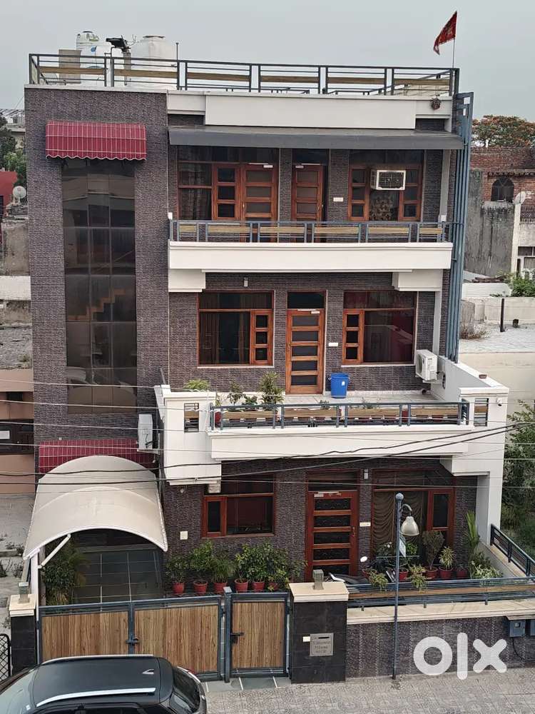 Sec12@ owner free  2bhk Full furnishedsecond floor
