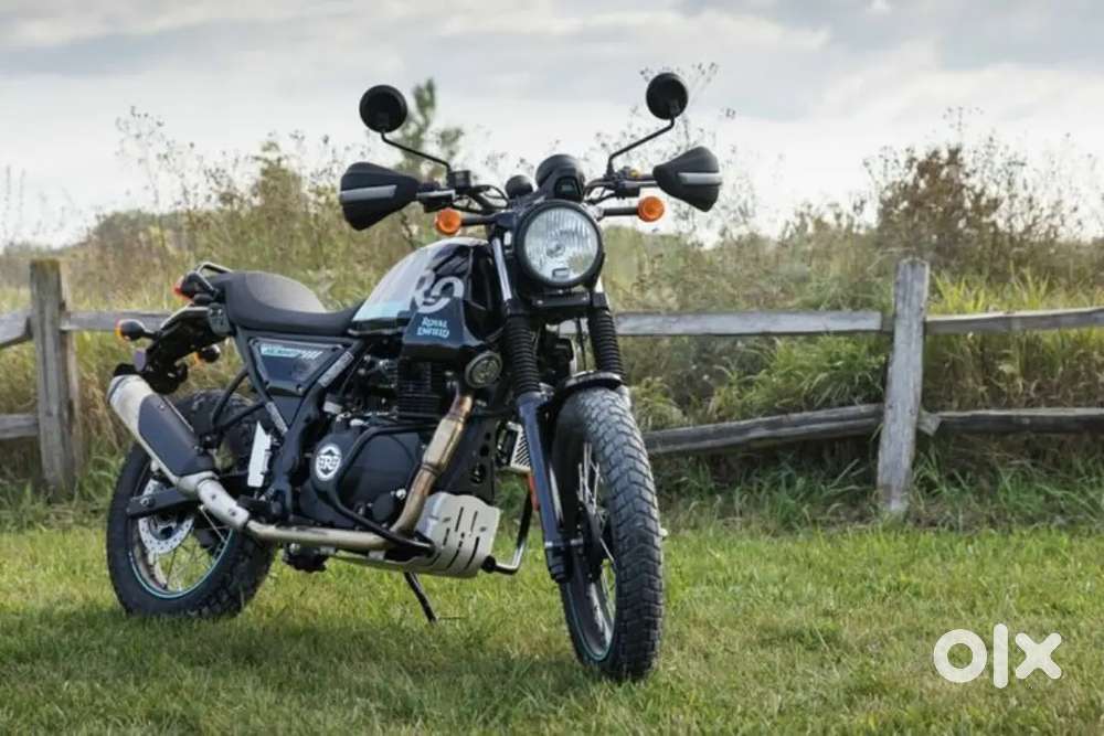 2022 model himalayan scram 411 silver spirit .