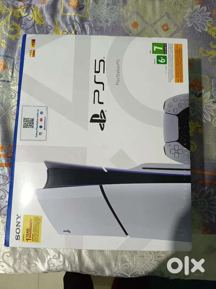 PS5 Slim Disk edition with all accessories seal pack
