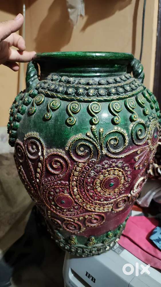 2 PC PAPER MACHE POT HOME DECOR