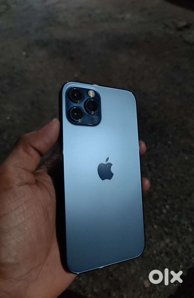 Iphone 12 pro 256gb mint condition