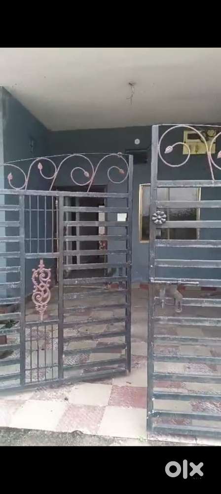 Lagra rishi vatika Ready to move house for sale with all eminities