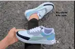 Men's casual shoes
