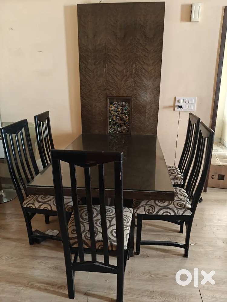 Dining tables with 5 chairs