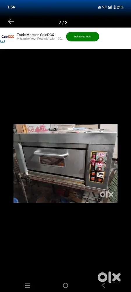 Pizza oven for restaurant
