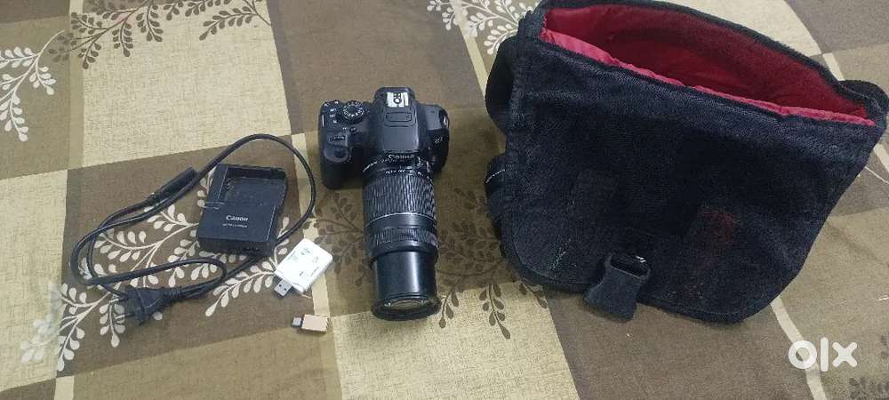 DSLR Canon 700D Best price