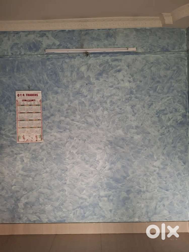 Spacious Main-Road Facing Flat for Rent – Prime Location